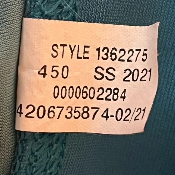 Under Armour EUC Compression Heat Gear Teal and Blue Leggings. Women’s size XL - Picture 11 of 13